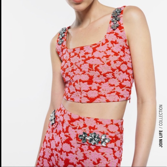 NWT Zara pebble cropped top with jewel appliqué medium - Picture 8 of 14